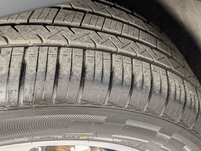 Used 2015 Jeep Grand Cherokee Limited w/ Trailer Tow Group IV image 9