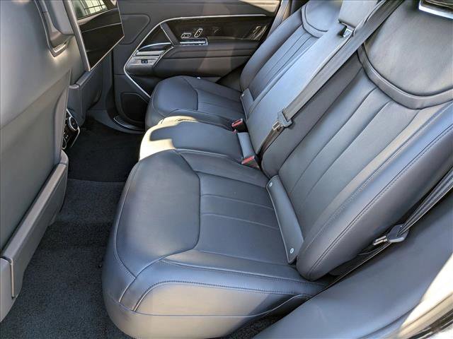 Used 2023 Land Rover Range Rover Autobiography image 20
