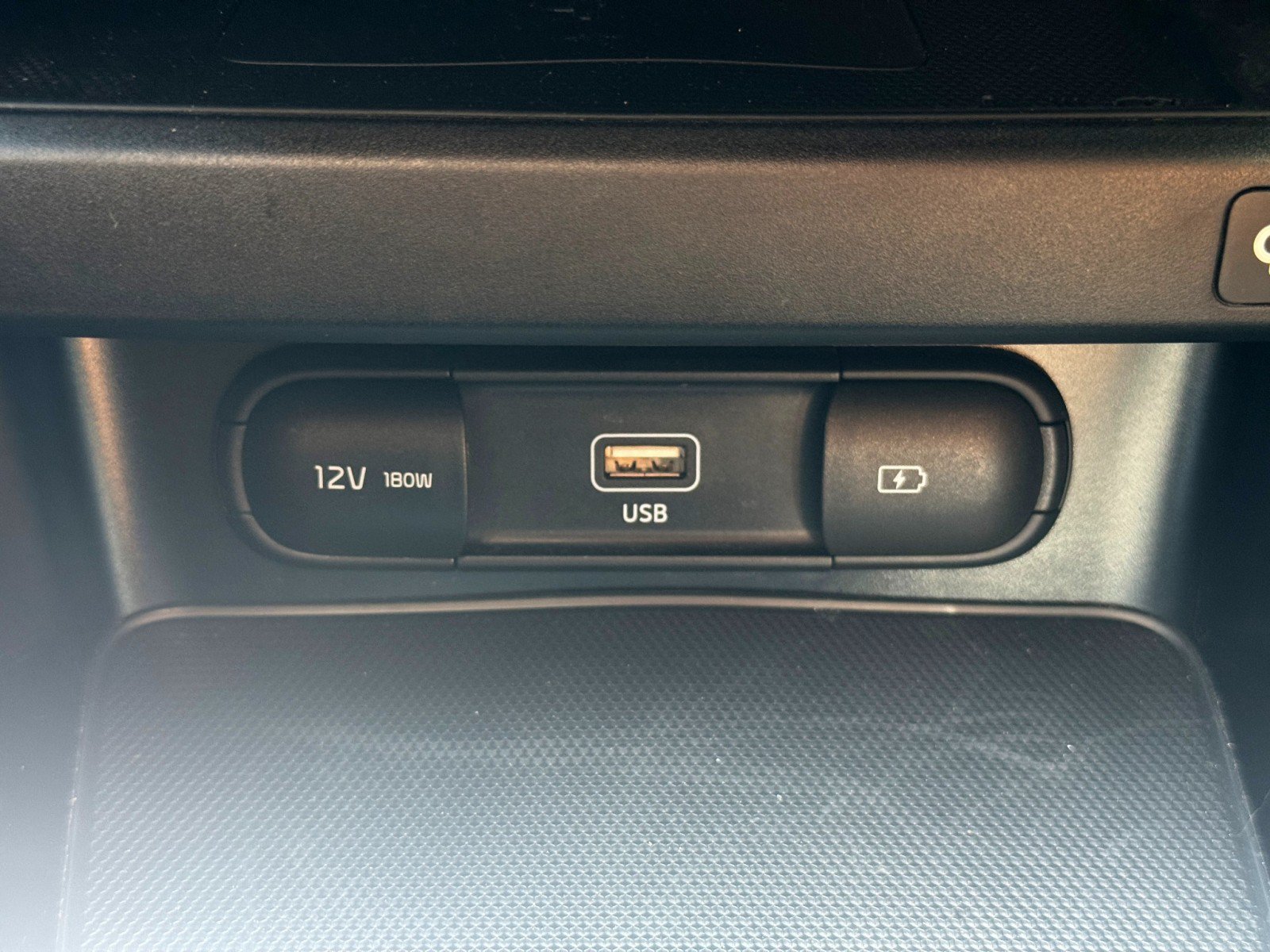 Used 2024 Kia Forte GT-Line w/ GT-Line Premium Package FWD image 28