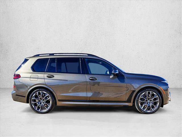 New 2027 BMW X7 xDrive40i w/ M Sport Package AWD/4WD image 4