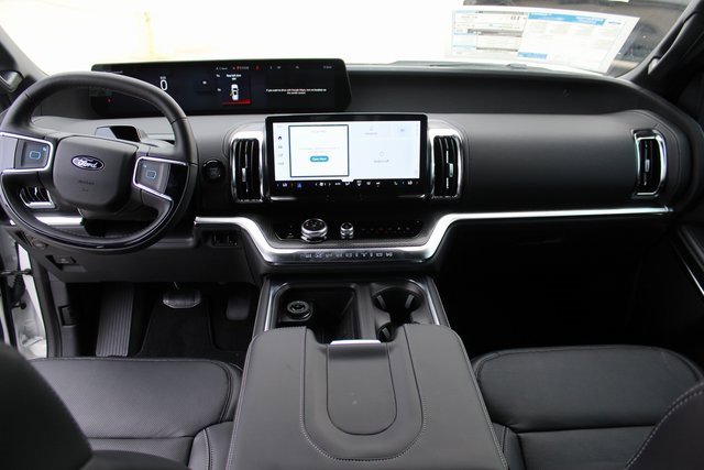 New 2025 Ford Expedition Platinum image 10