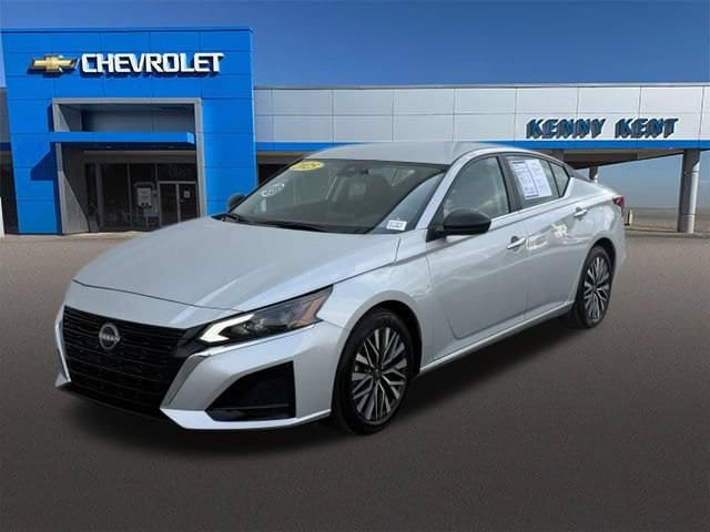 Used 2025 Nissan Altima 2.5 SV FWD image 29