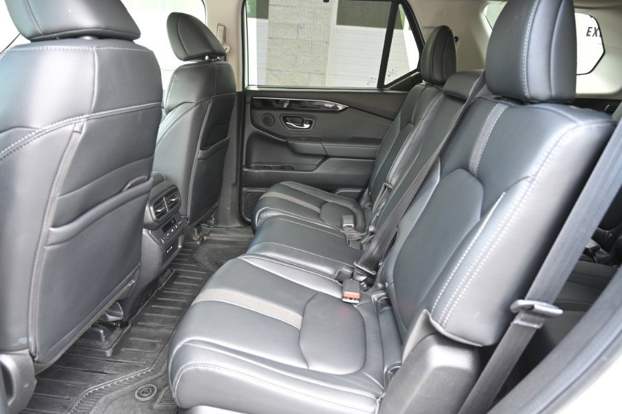 Used 2025 Honda Pilot EX-L image 15