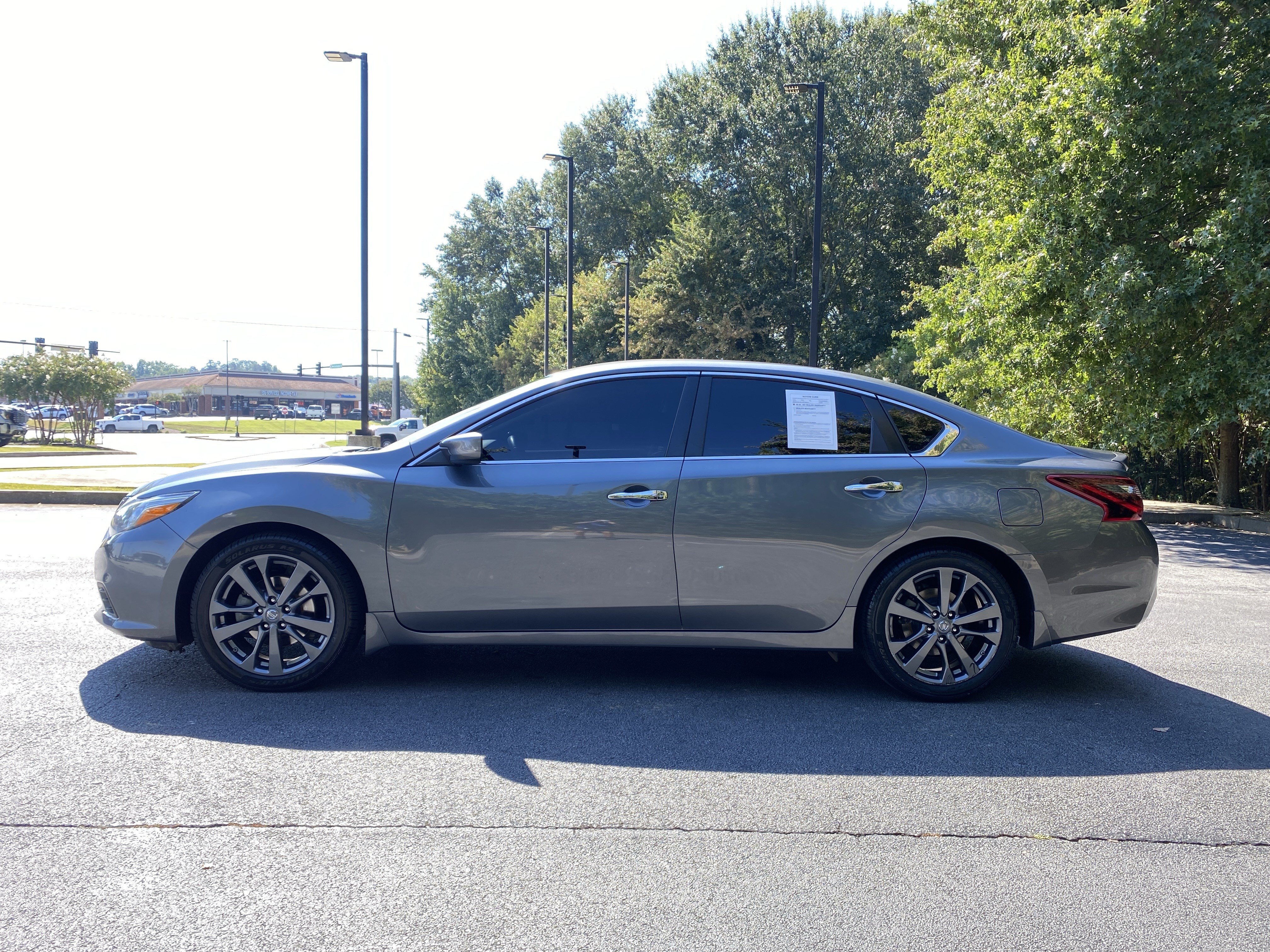 Used 2018 Nissan Altima 2.5 SR w/ SR Special Edition FWD image 6