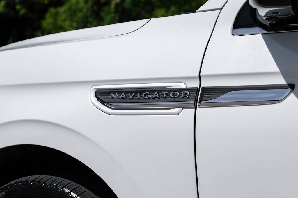 Used 2023 Lincoln Navigator L Reserve image 60