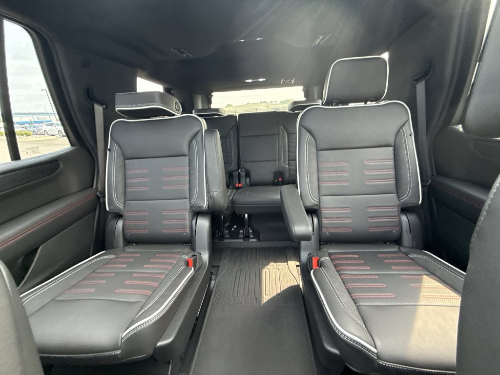 Used 2026 GMC Yukon AT4 Ultimate AWD/4WD image 17
