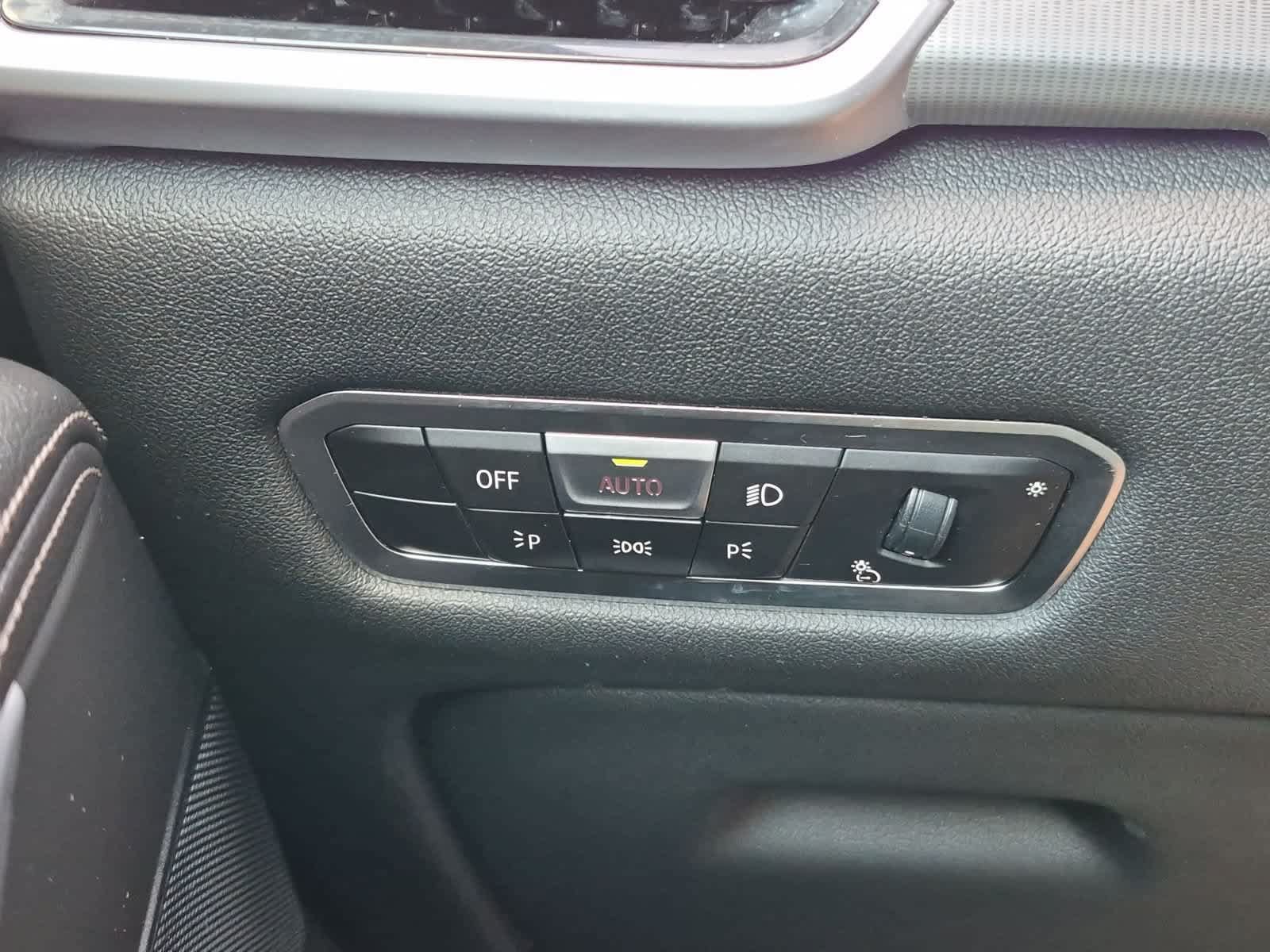 Used 2022 BMW X5 xDrive40i AWD/4WD image 30