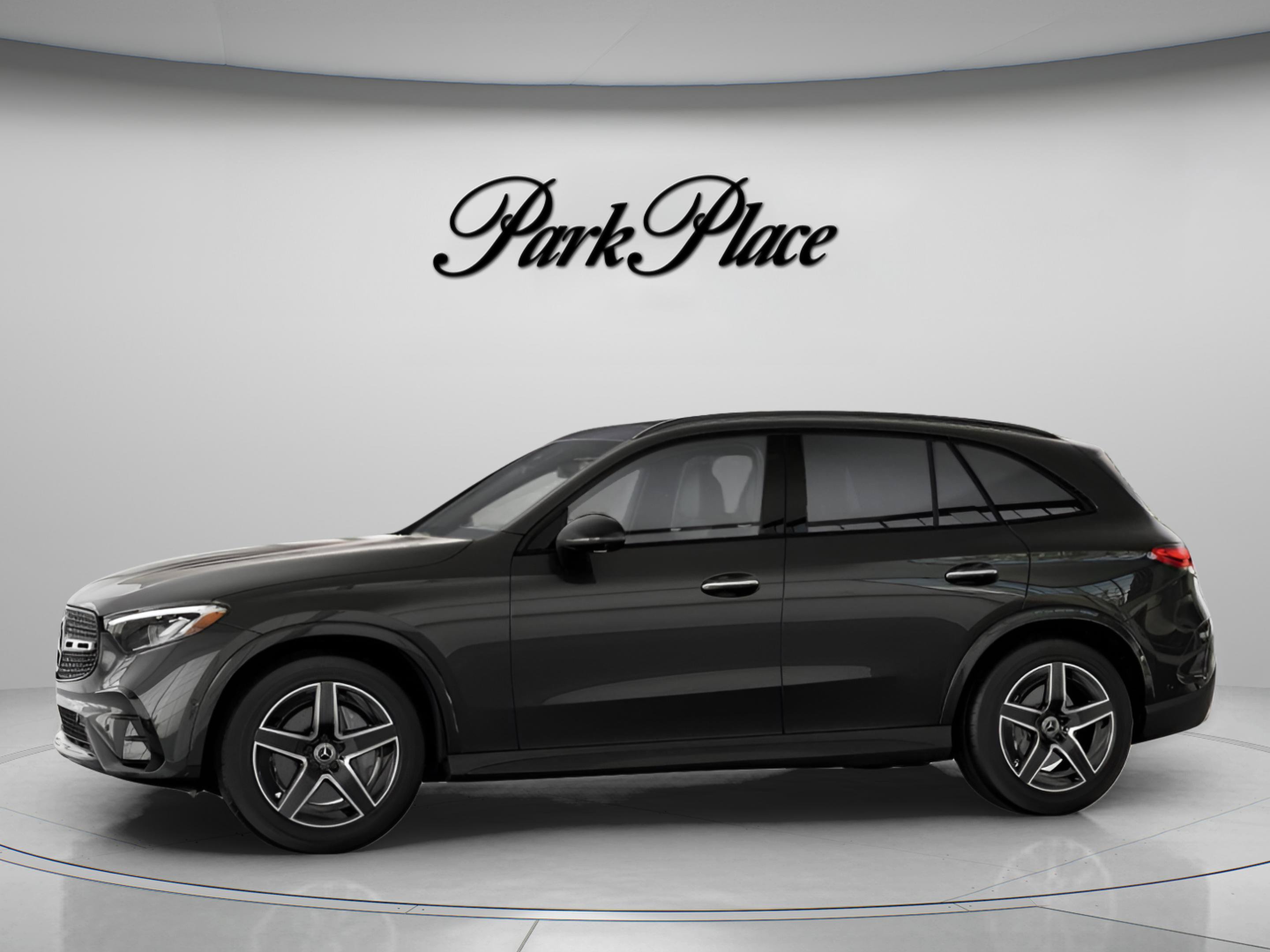 Certified 2026 Mercedes-Benz GLC 300 image 4