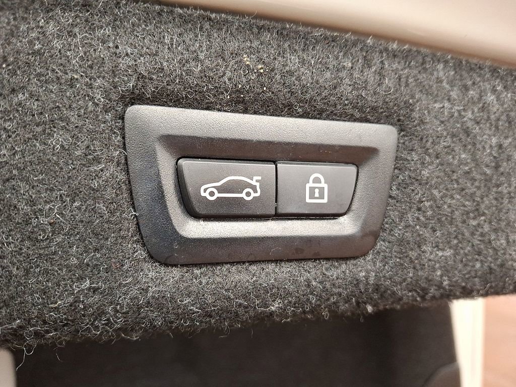 Certified 2023 BMW 530i xDrive w/ M Sport Package image 27