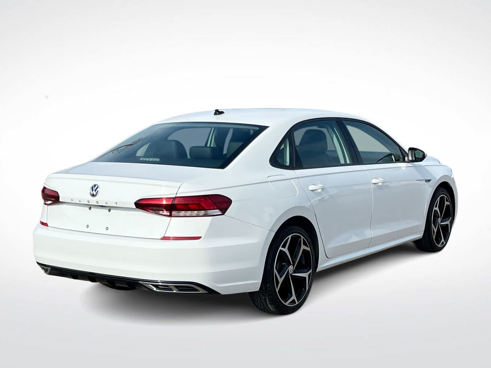 Used 2020 Volkswagen Passat 2.0T R-Line FWD image 8