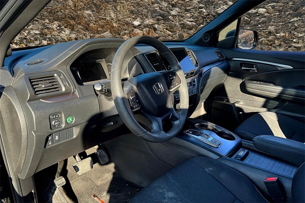 Used 2021 Honda Passport Sport image 11
