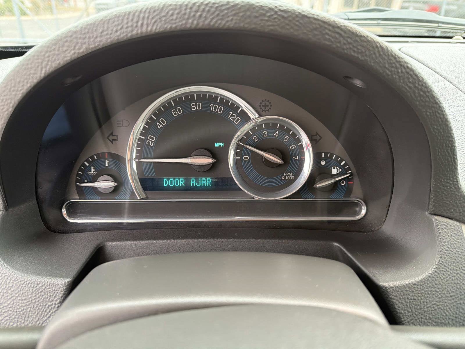 Used 2006 Chevrolet HHR LT w/ Preferred Equipment Group FWD image 8