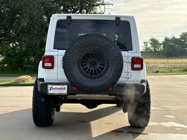 Used 2022 Jeep Wrangler Unlimited Sahara AWD/4WD image 7