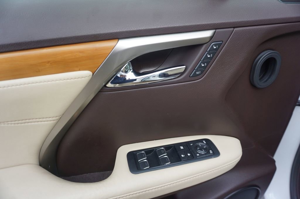 Used 2017 Lexus RX 350 FWD w/ Premium Package image 3