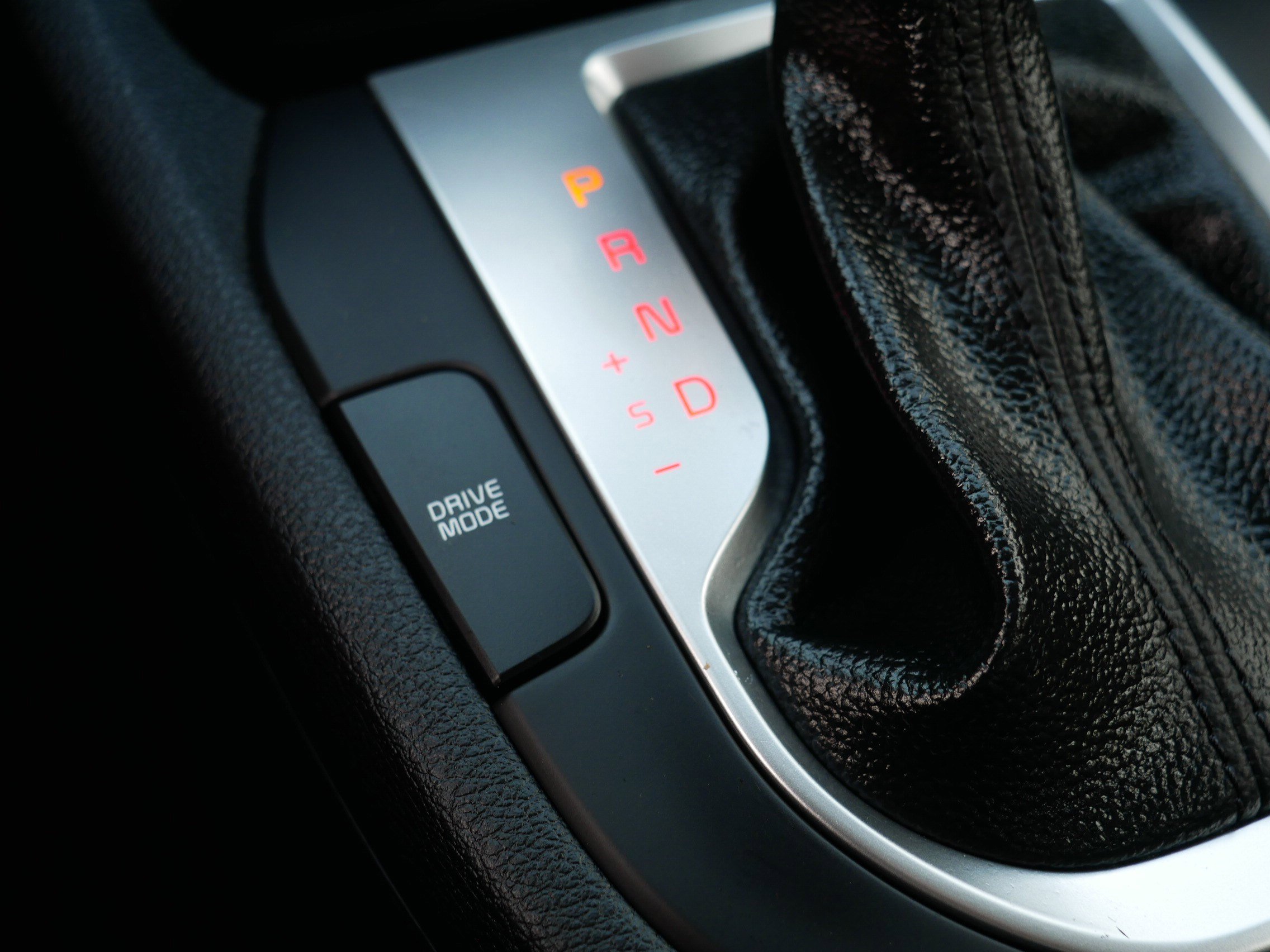 Certified 2024 Kia Forte LXS w/ LXS Technology Package image 31