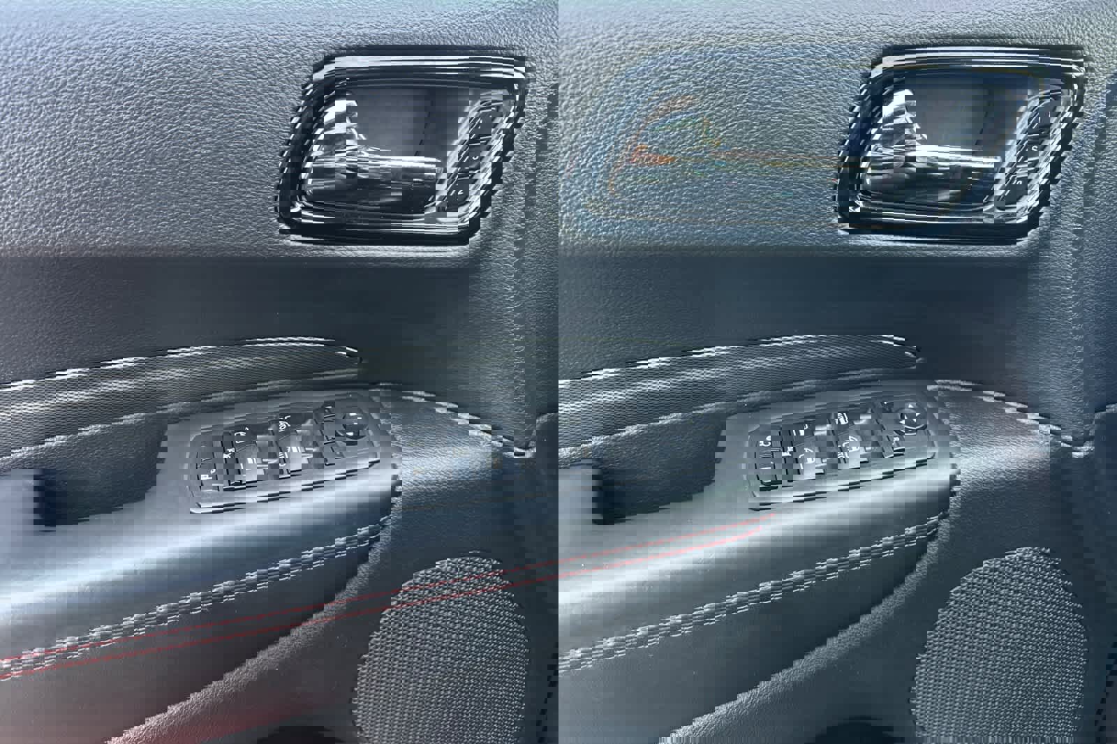 Used 2025 Dodge Durango R/T image 12