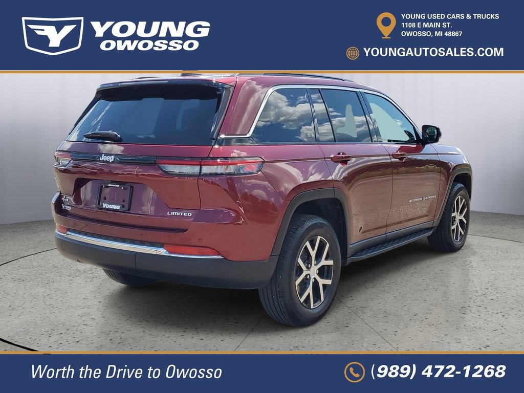 Used 2025 Jeep Grand Cherokee Limited w/ Trailer Tow Package AWD/4WD image 3