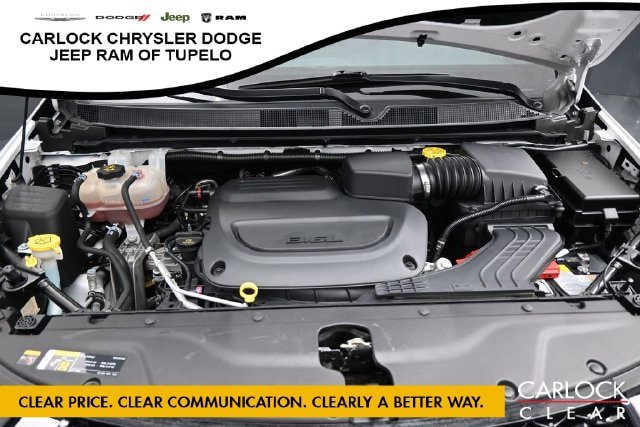 Used 2025 Chrysler Pacifica Select FWD image 44