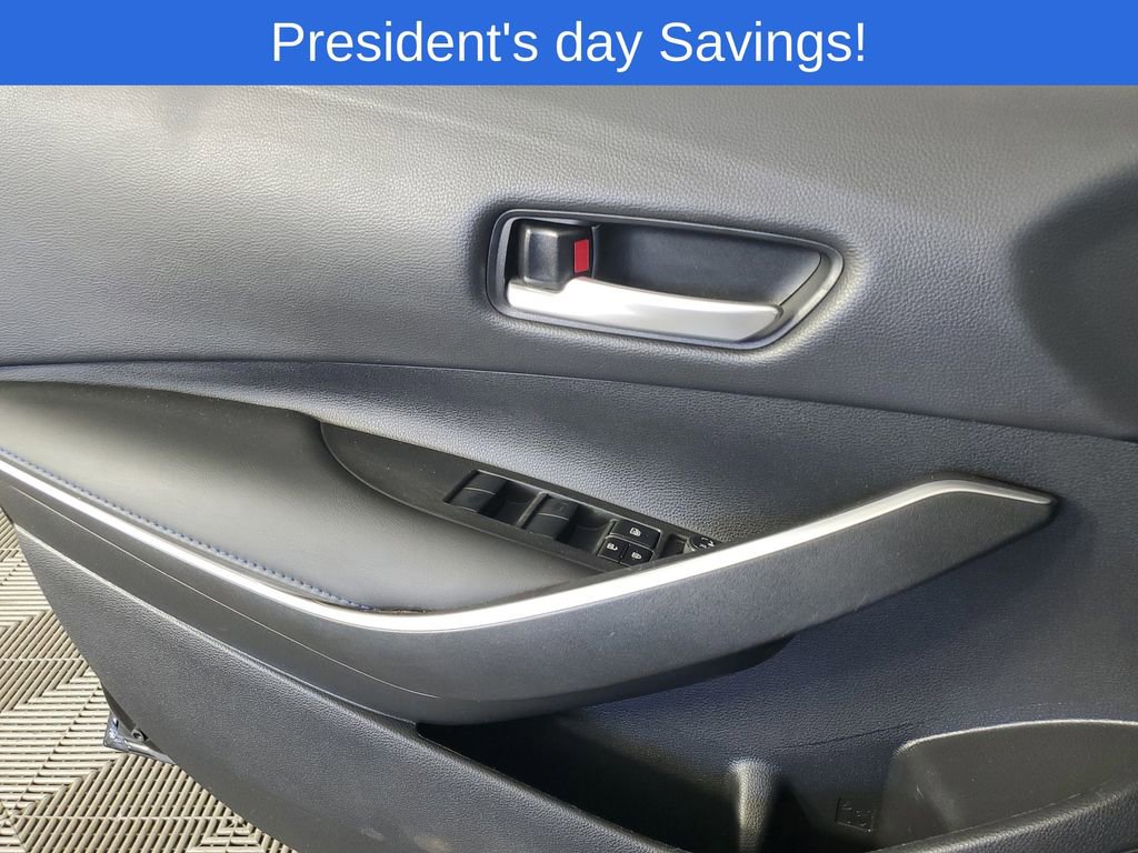 Used 2021 Toyota Corolla SE w/ Carpet Mat Package (TMS) image 26