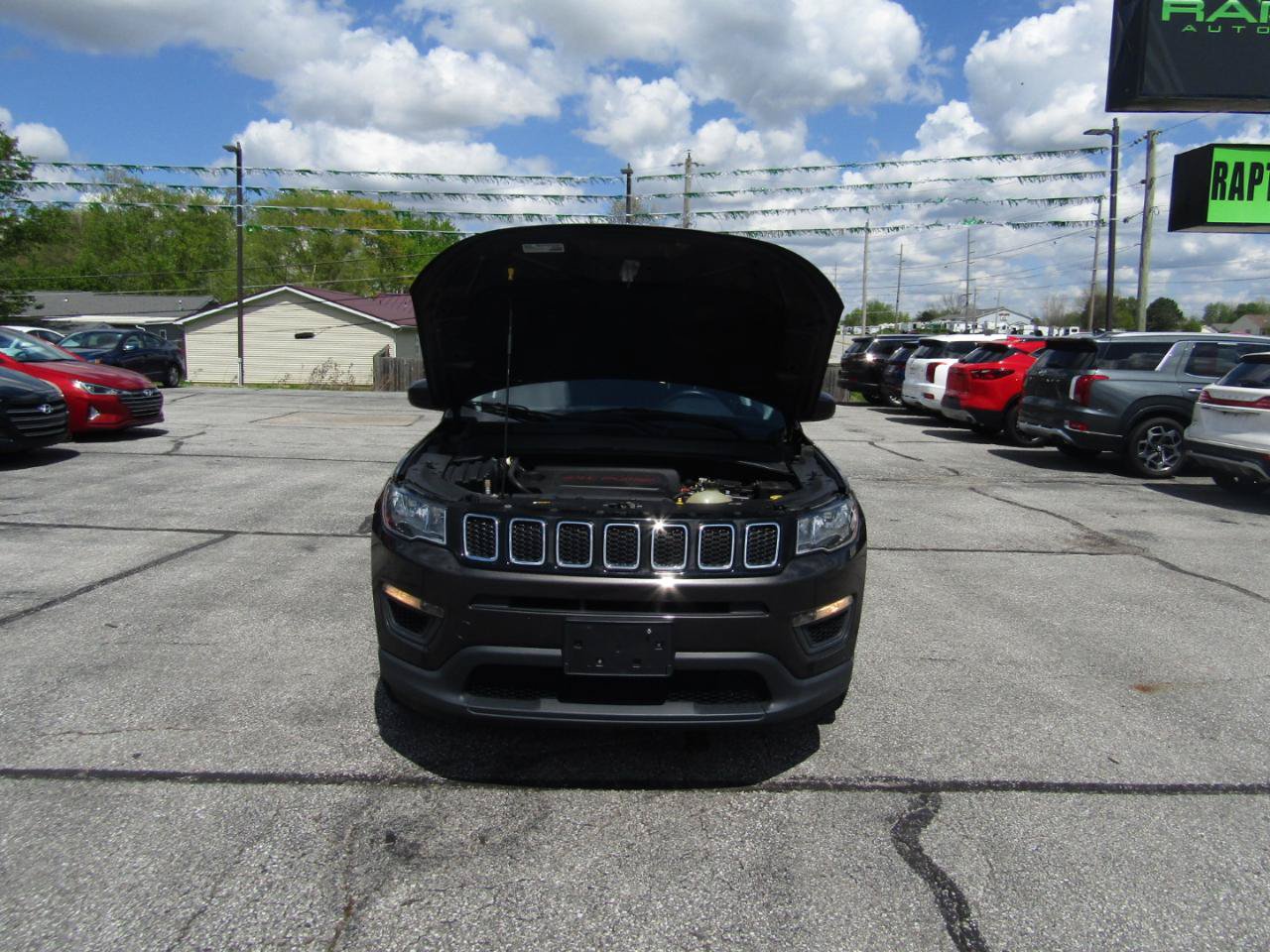 Used 2018 Jeep Compass Sport w/ Cold Weather Group FWD image 24
