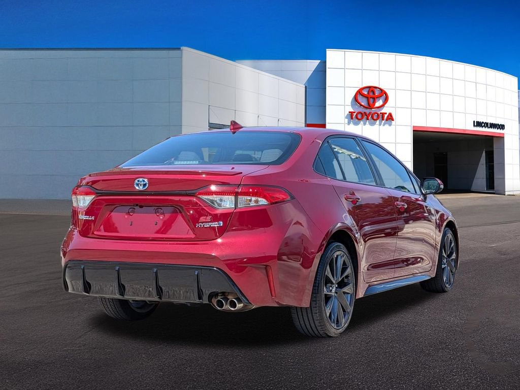 Used 2023 Toyota Corolla SE w/ SE Package FWD image 10