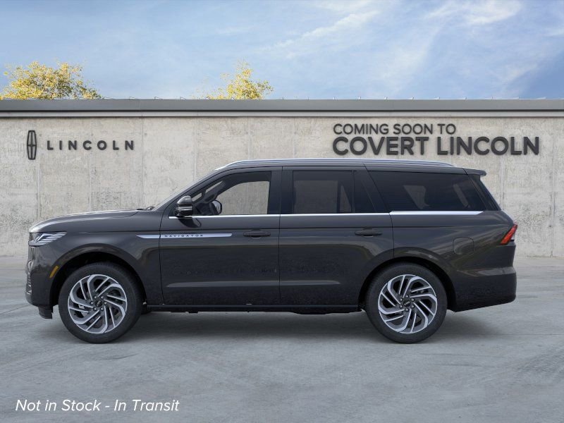 New 2026 Lincoln Navigator Reserve AWD/4WD image 3