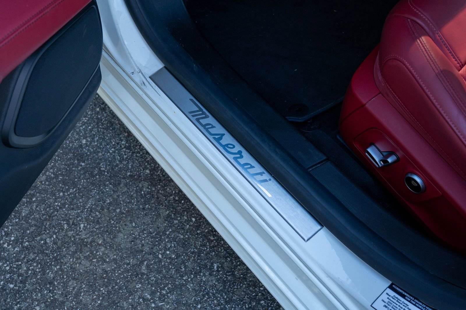 Used 2022 Maserati Ghibli Modena Q4 image 17