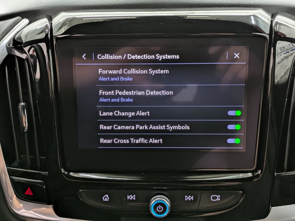 Used 2023 Chevrolet Traverse LT w/ LPO, Floor Liner Package AWD/4WD image 8