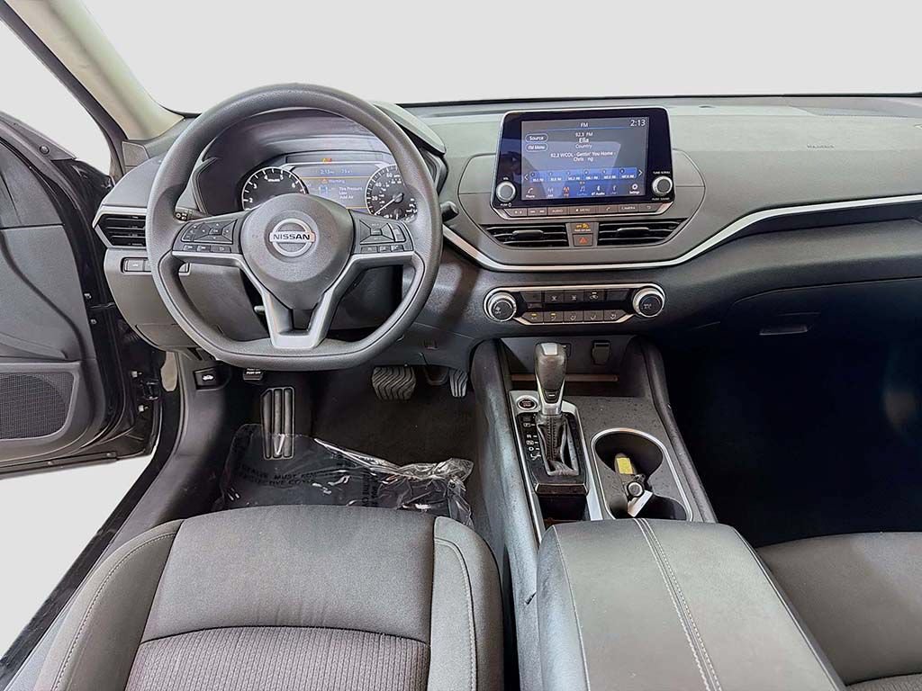 Used 2022 Nissan Altima 2.5 SV FWD image 24