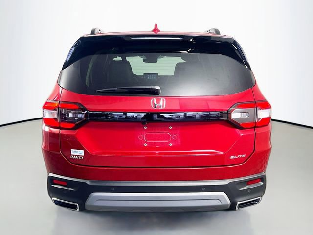 Used 2025 Honda Pilot Elite image 6