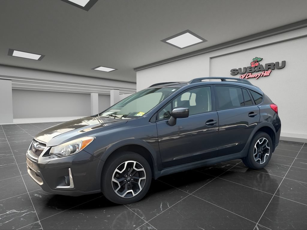 Used 2017 Subaru Crosstrek 2.0i Premium w/ Moonroof Package AWD/4WD image 7