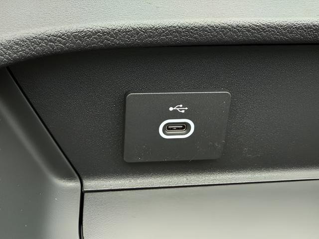 New 2026 Ford Transit 150 148 Medium Roof AWD w/ Load Area Protection Package image 12