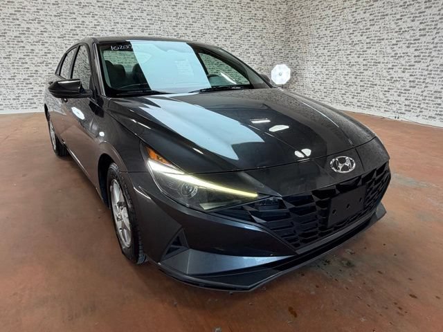 Used 2021 Hyundai Elantra SE FWD image 7