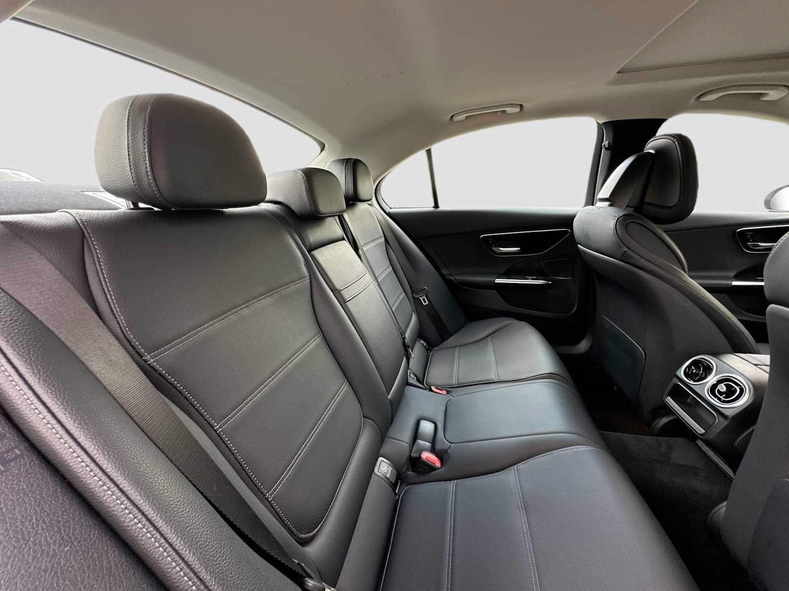 Certified 2022 Mercedes-Benz C 300 Sedan image 27