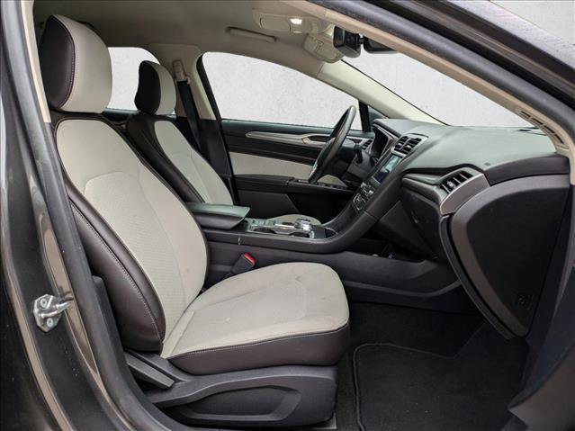 Used 2020 Ford Fusion SE w/ Equipment Group 151A image 20