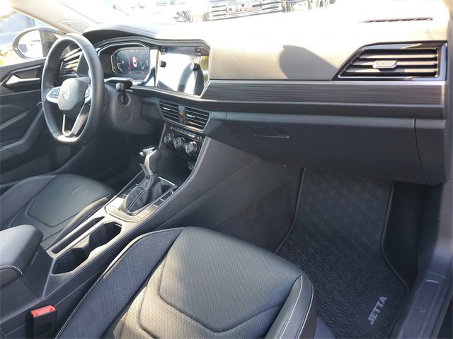 Used 2024 Volkswagen Jetta SEL image 11