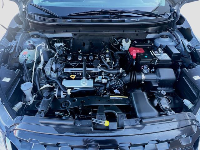 Used 2022 Nissan Kicks SV w/ Interior Electronics Package FWD image 27