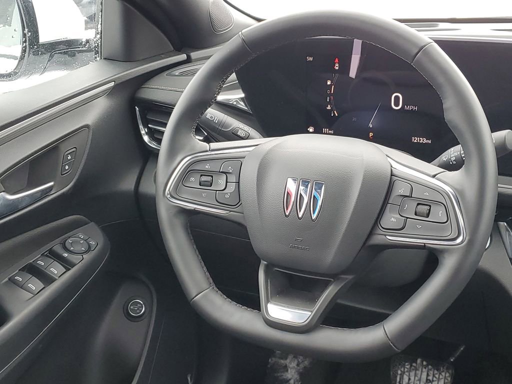 Certified 2025 Buick Envista Avenir image 30