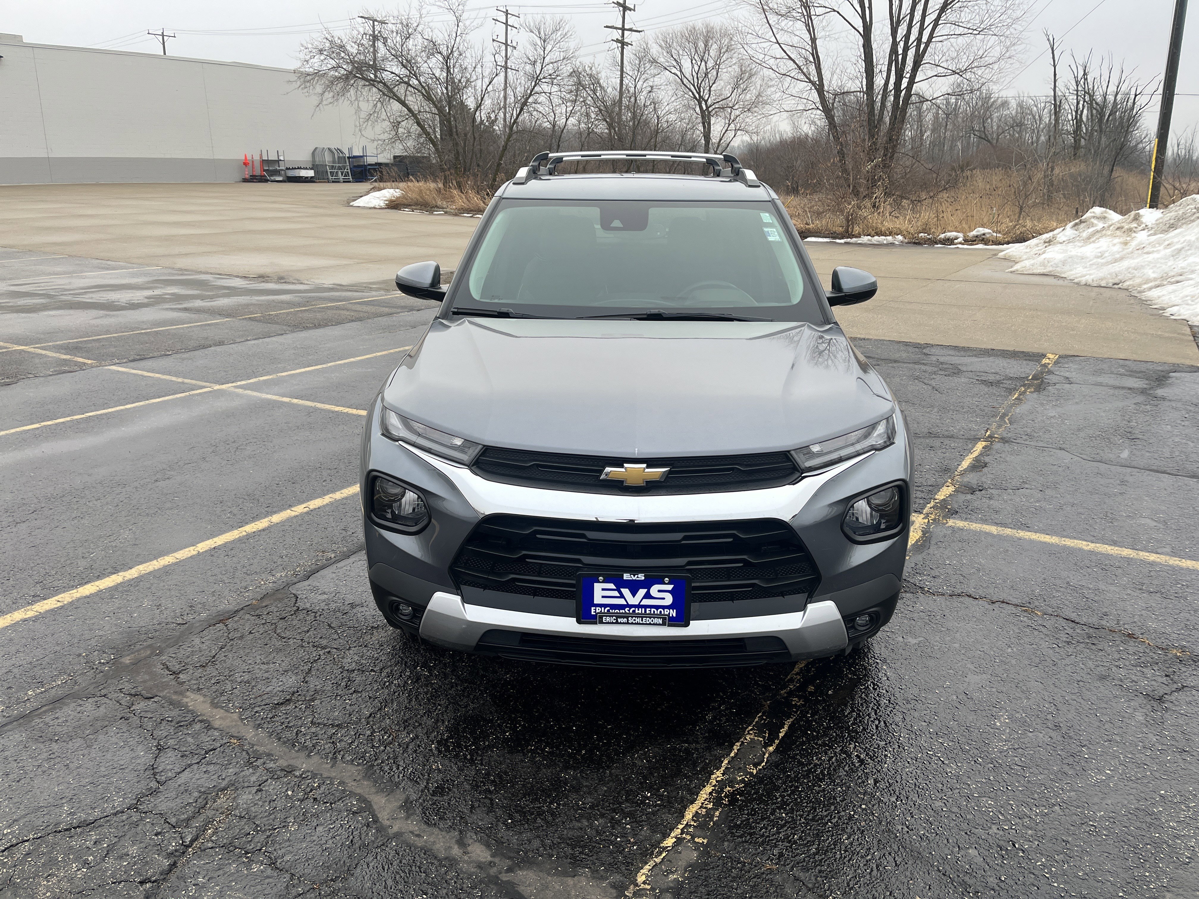 Used 2022 Chevrolet TrailBlazer LT w/ Convenience Package image 2