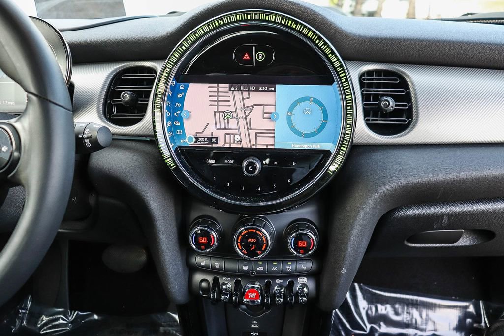 Used 2022 MINI Cooper S image 9