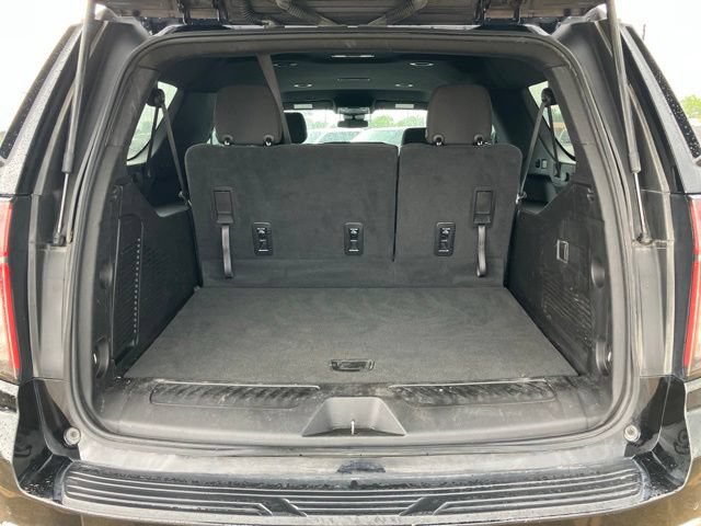 Used 2023 Chevrolet Suburban LS RWD image 16