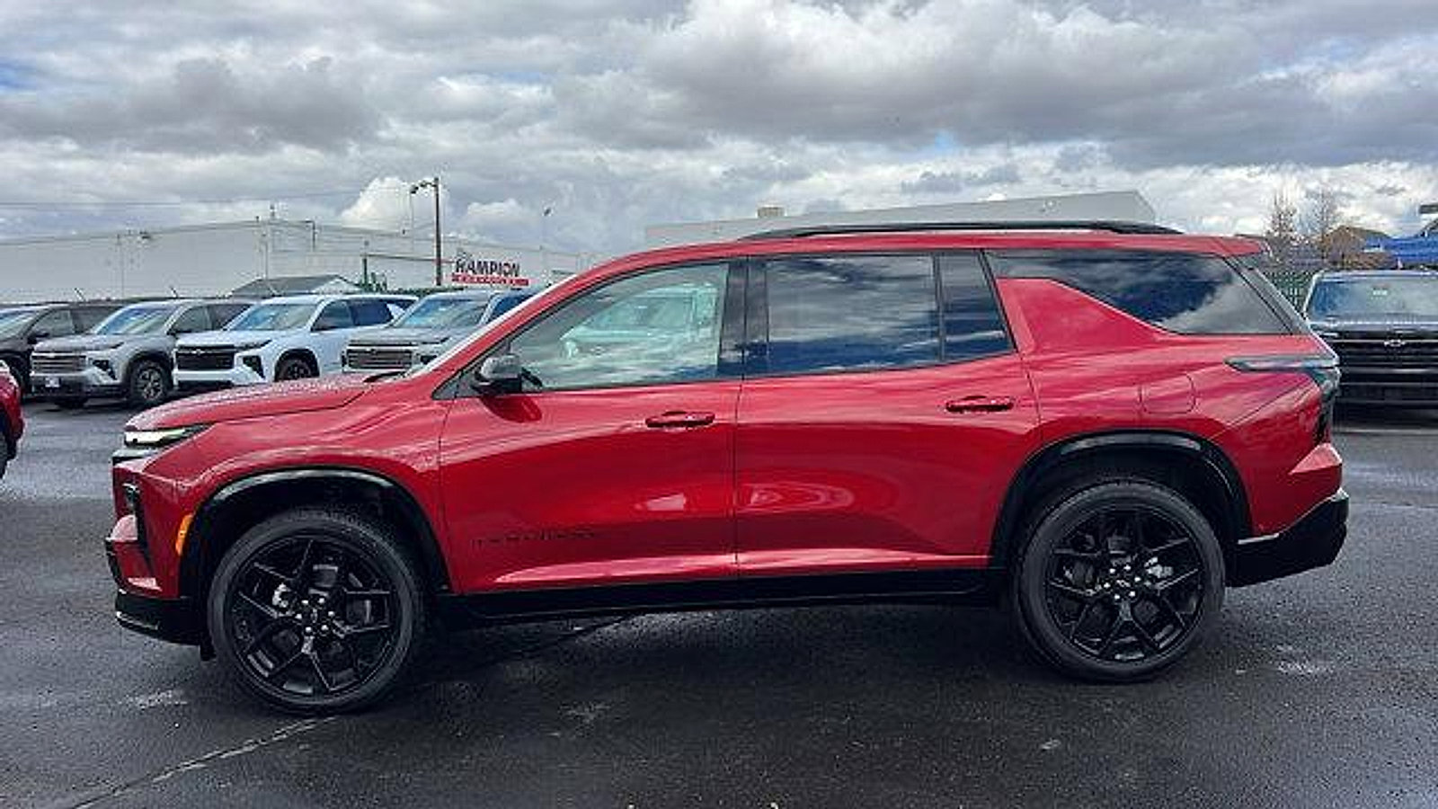 New 2026 Chevrolet Traverse RS image 8