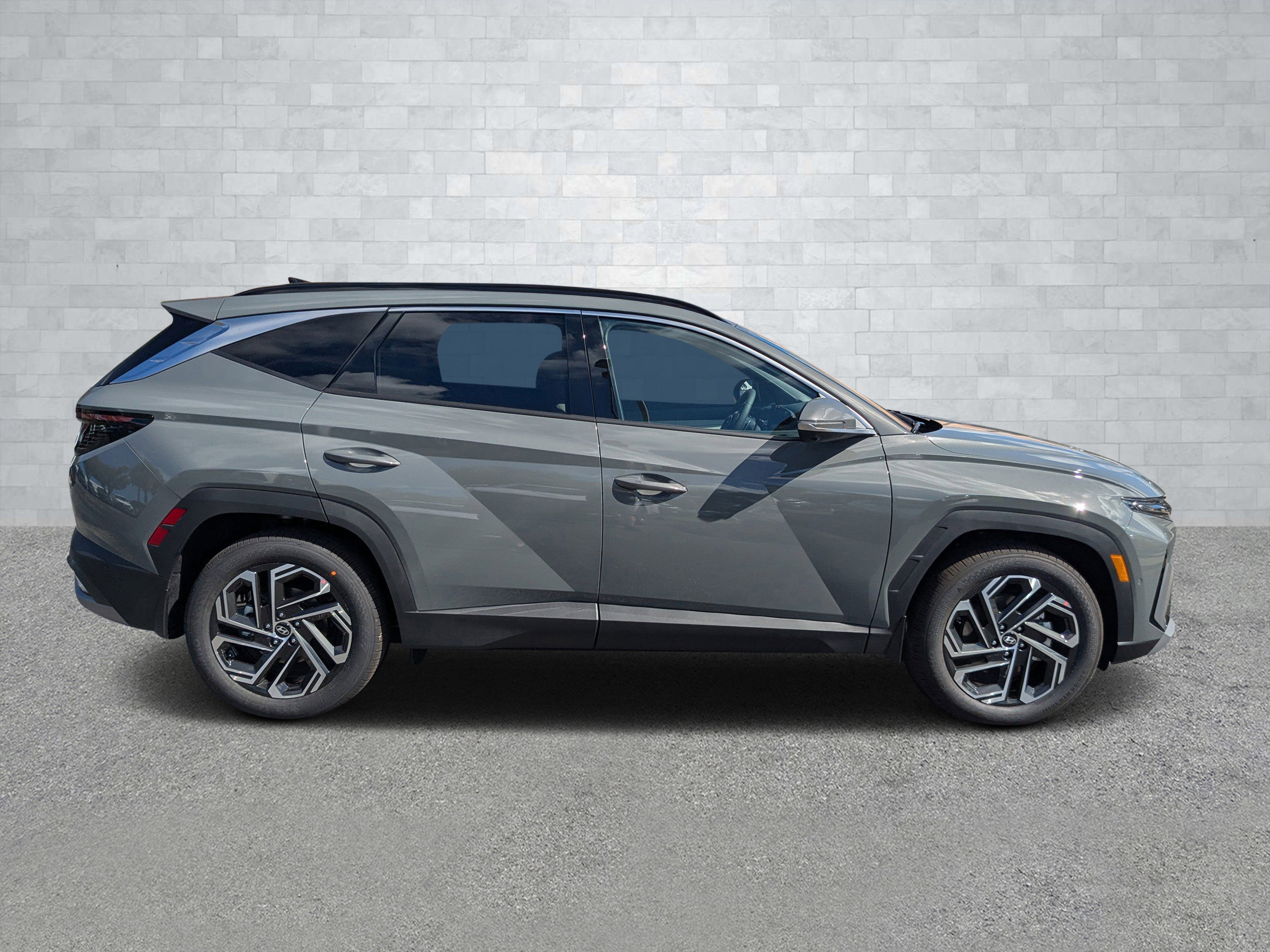 New 2026 Hyundai Tucson Limited image 4