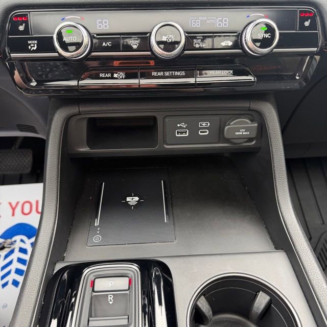 Certified 2025 Honda Pilot TrailSport image 24