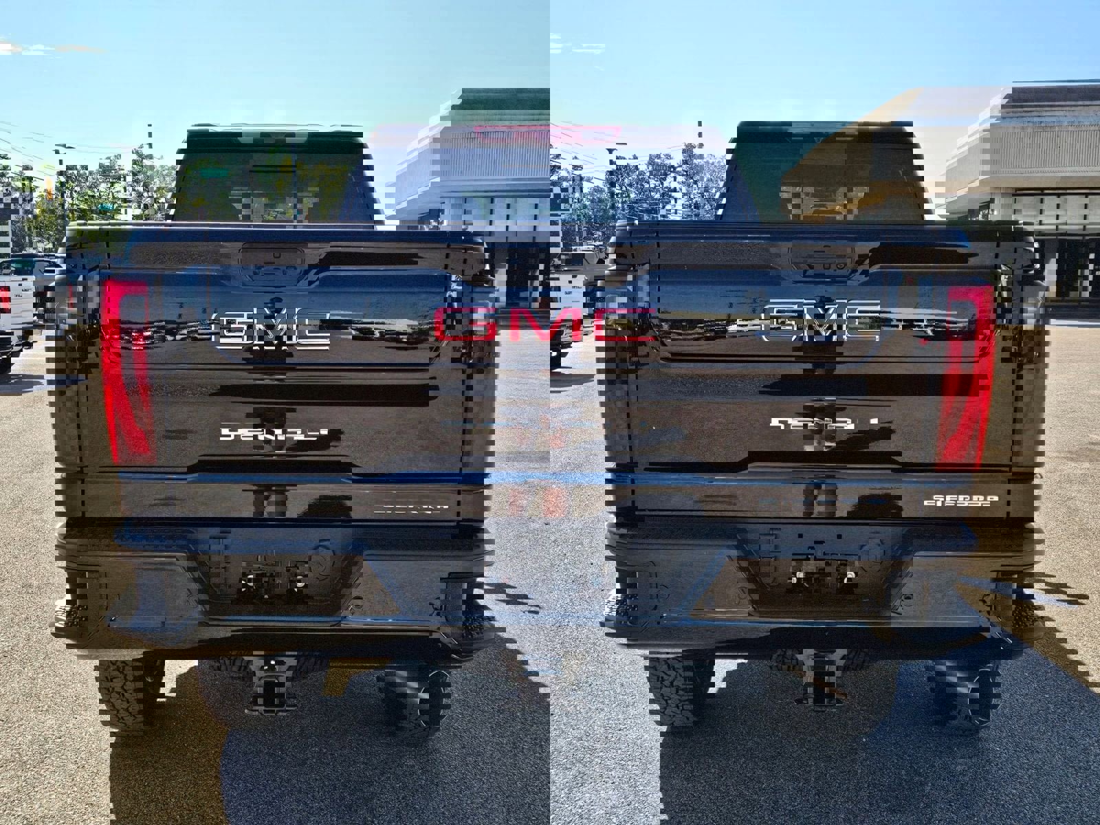 New 2026 GMC Sierra 2500 Denali w/ Denali Reserve Package image 5