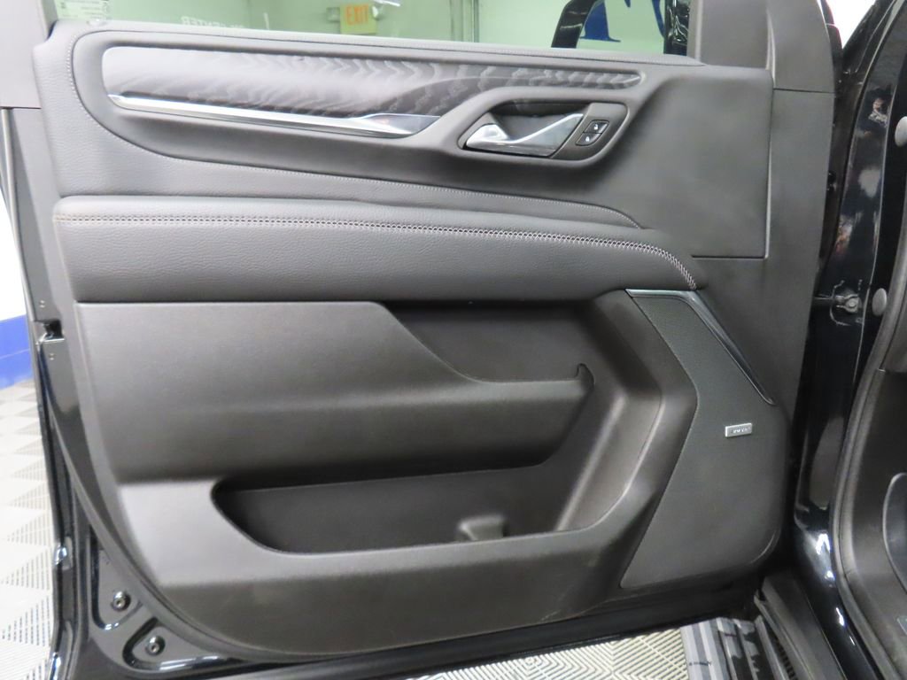 Used 2023 GMC Yukon Denali image 54