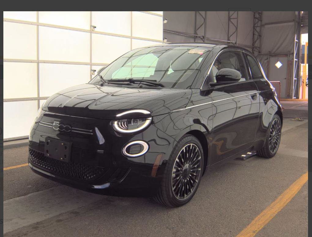 Used 2024 FIAT 500 e image 1