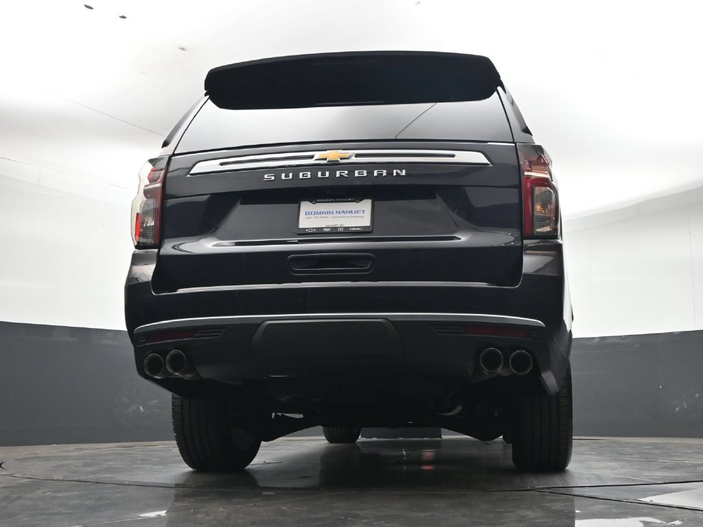 Certified 2023 Chevrolet Suburban High Country w/ Premium Package 2 AWD/4WD image 27