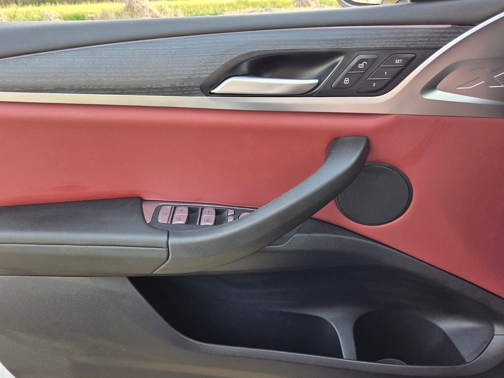 Used 2024 BMW X3 sDrive30i w/ Convenience Package image 28