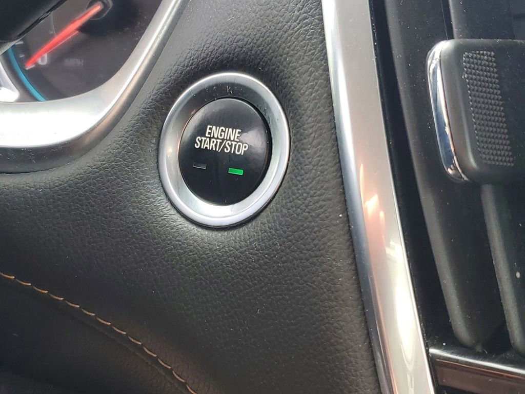 Used 2020 Chevrolet Traverse LT w/ LPO, Floor Liner Package AWD/4WD image 15